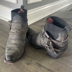 Junk Gypsy by Lane HWY 237 Boots